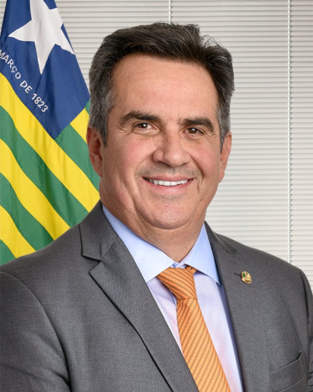 Foto de Ciro Nogueira — Foto oficial de parlamentar no Senado Federal